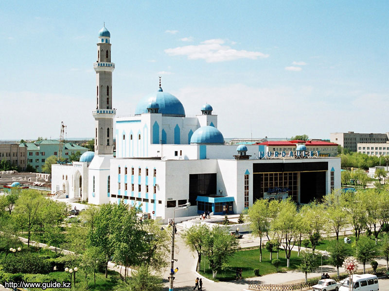 http://www.kazakhstan.orexca.com/img/kazakhstan/cities/aktobe2-2.jpg
